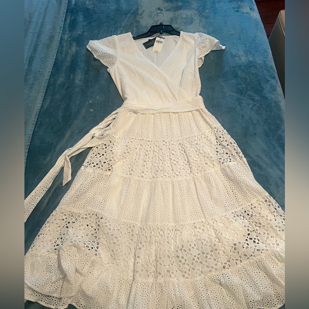 Ralph Lauren White Eyelet Midi Dress - Picture 5 of 15